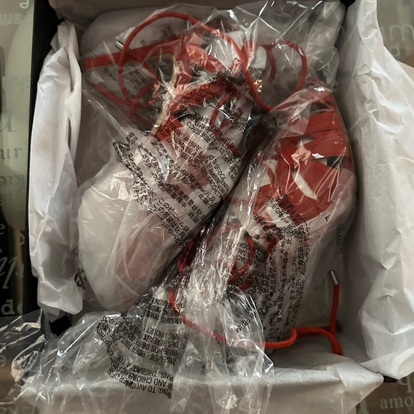 Banana Republic suede heels - Picture 10 of 11